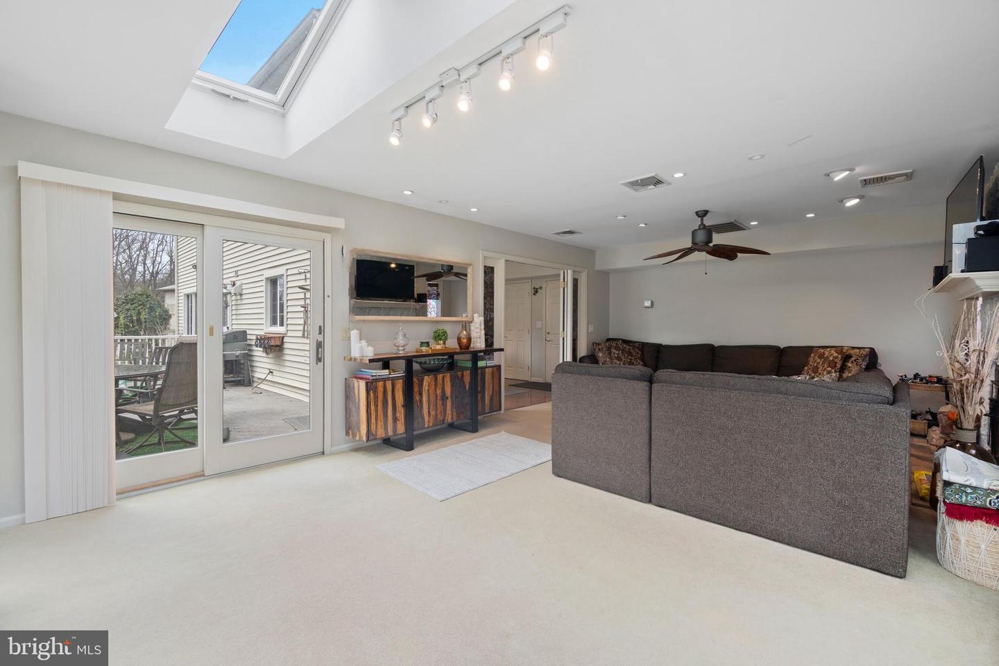 17 Wayne Way