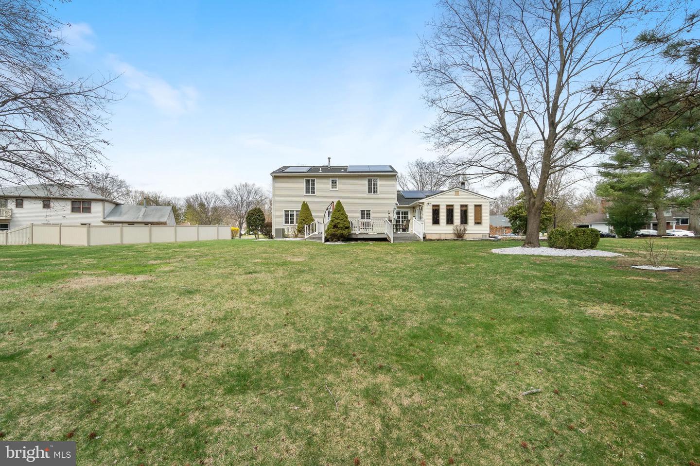 17 Wayne Way