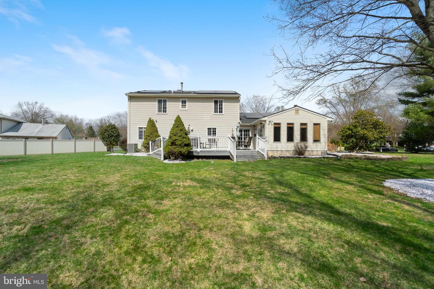 17 Wayne Way