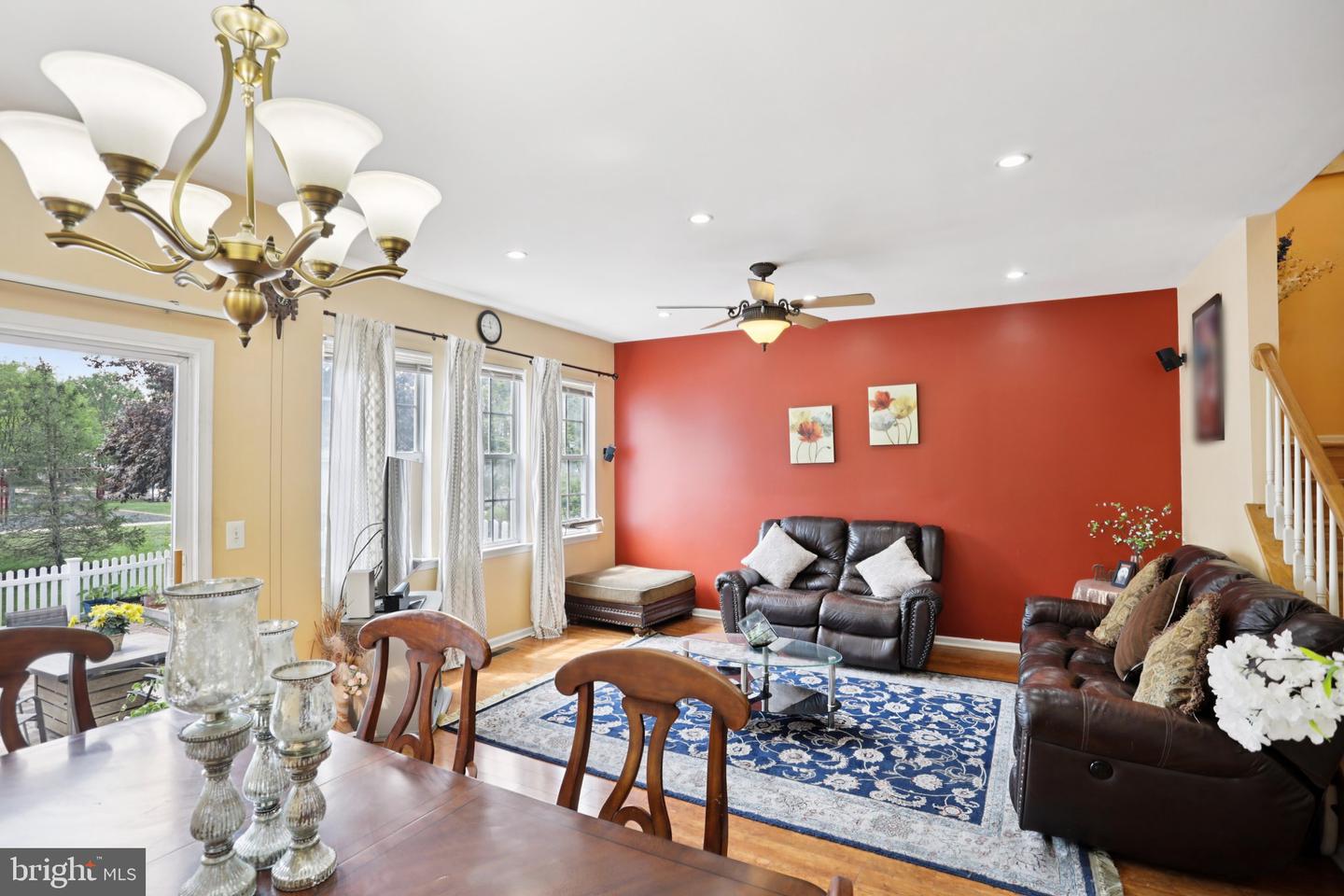 62 Hadley Dr