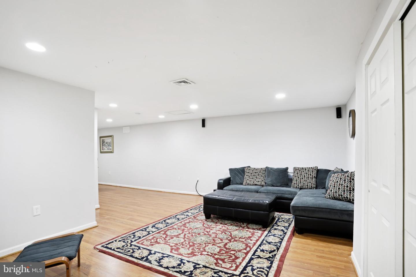 62 Hadley Dr