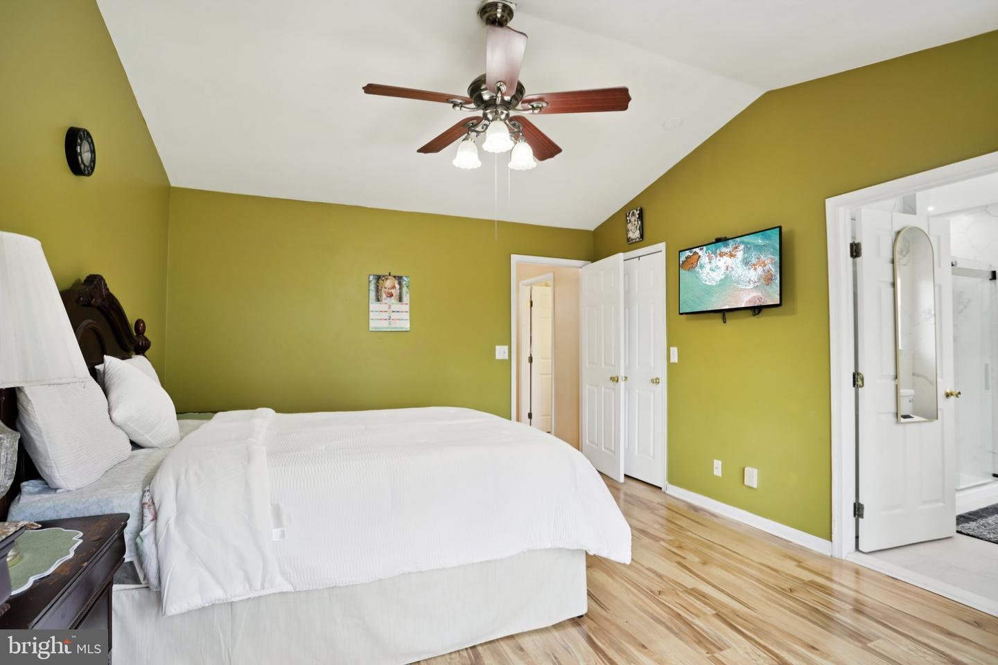 62 Hadley Dr