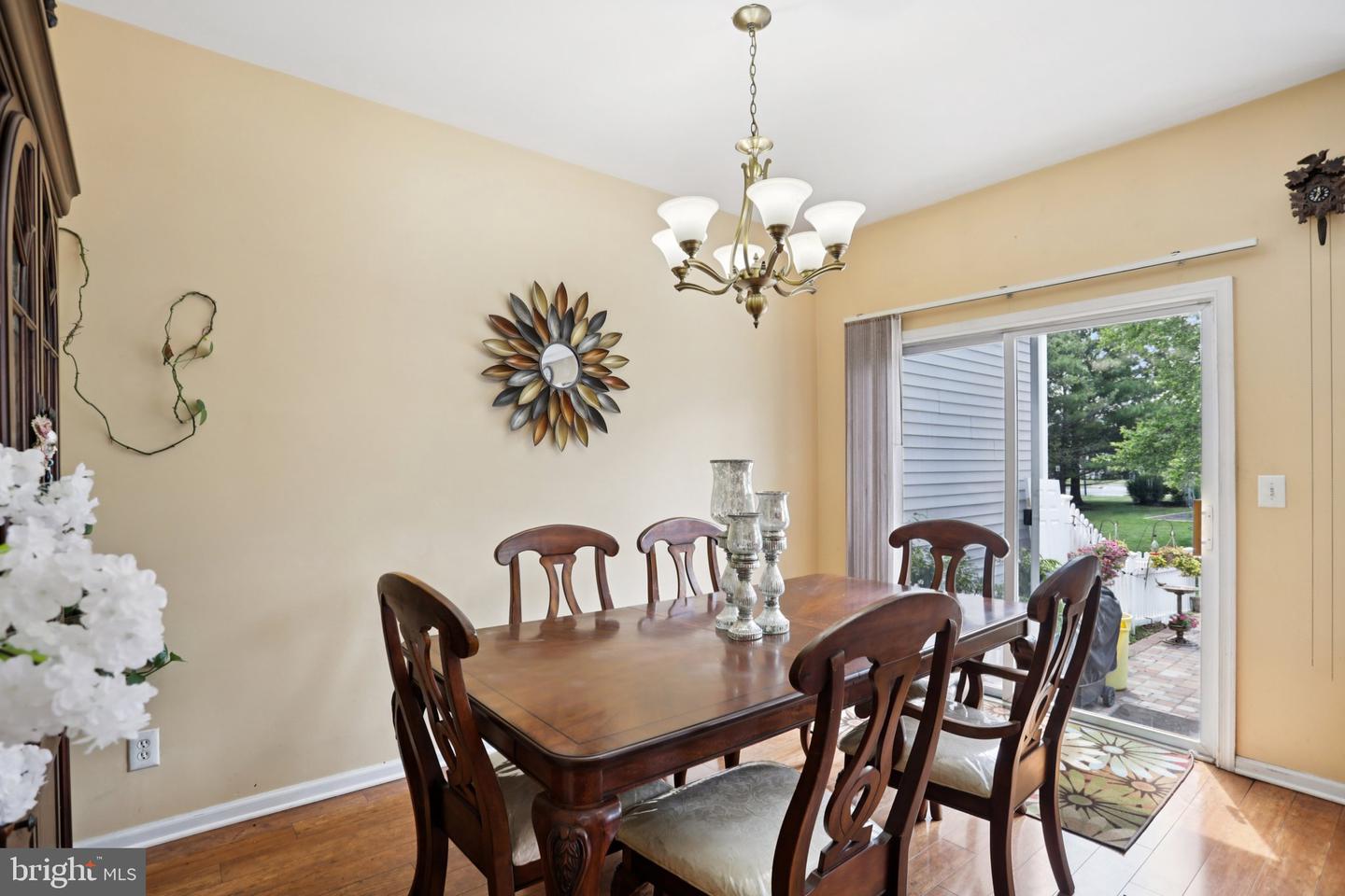 62 Hadley Dr