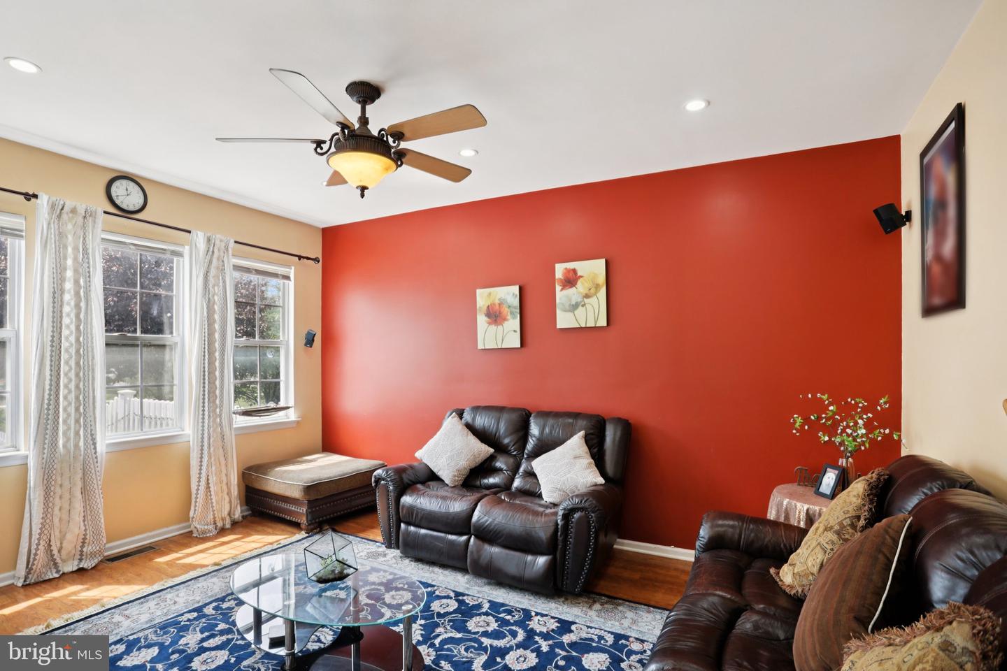 62 Hadley Dr