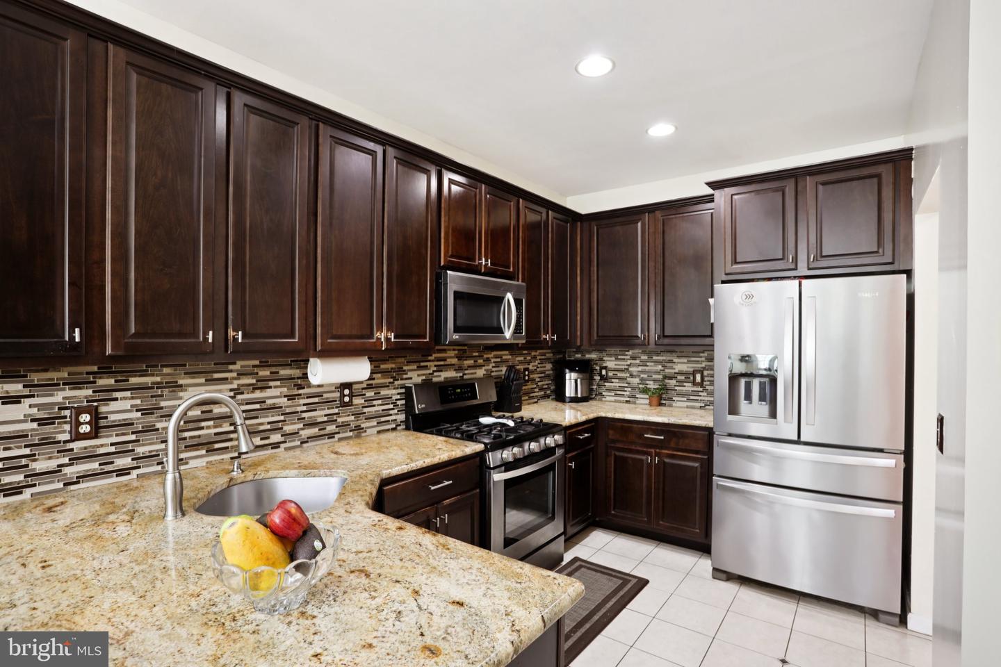 62 Hadley Dr