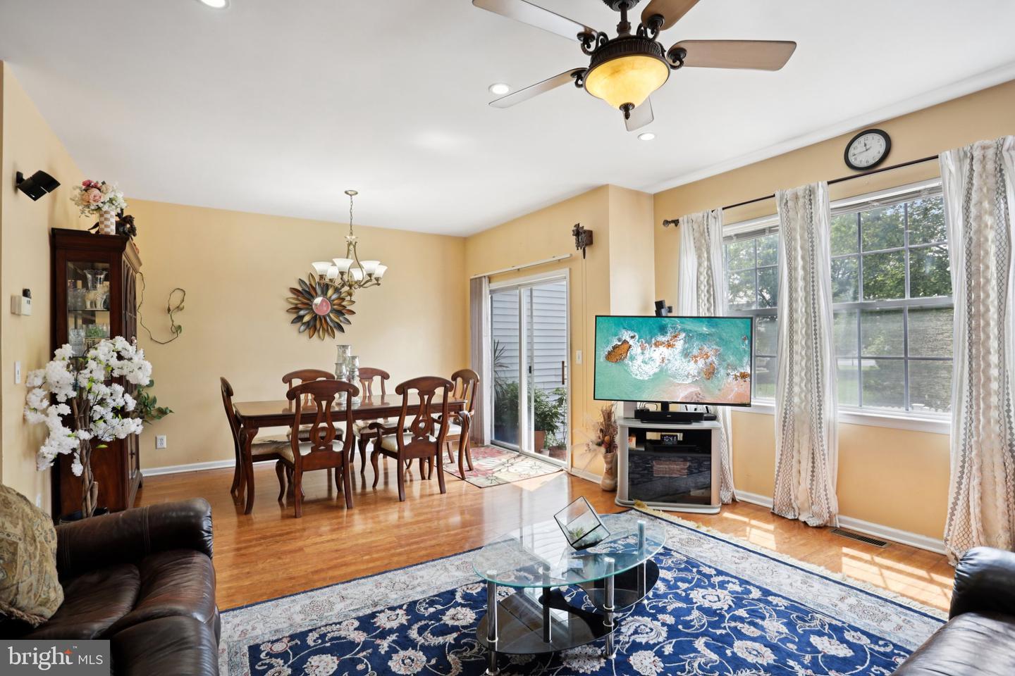 62 Hadley Dr