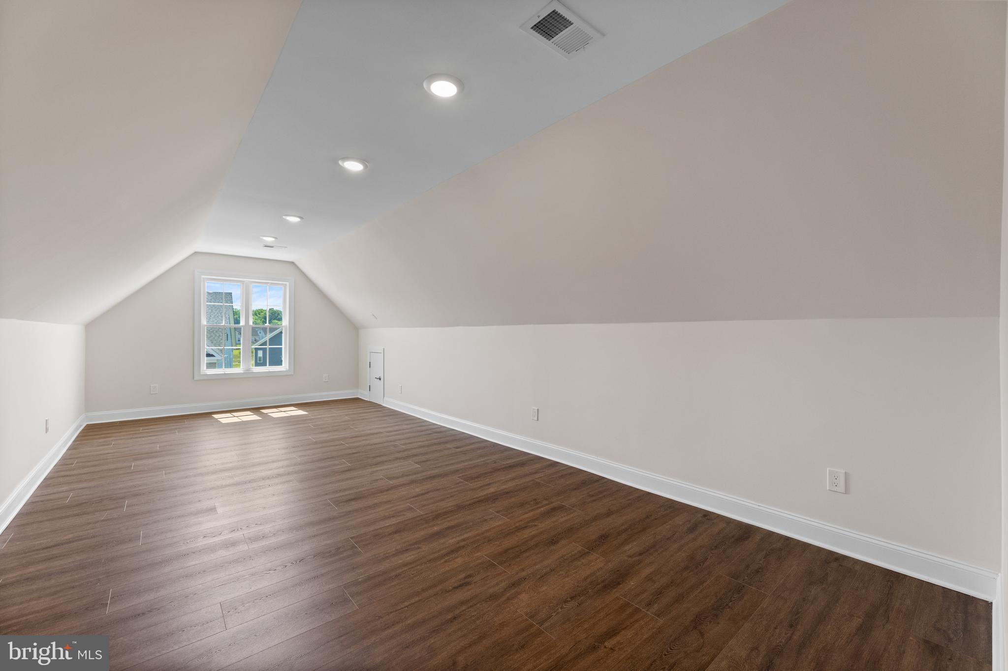 56 Samjan Cir #56