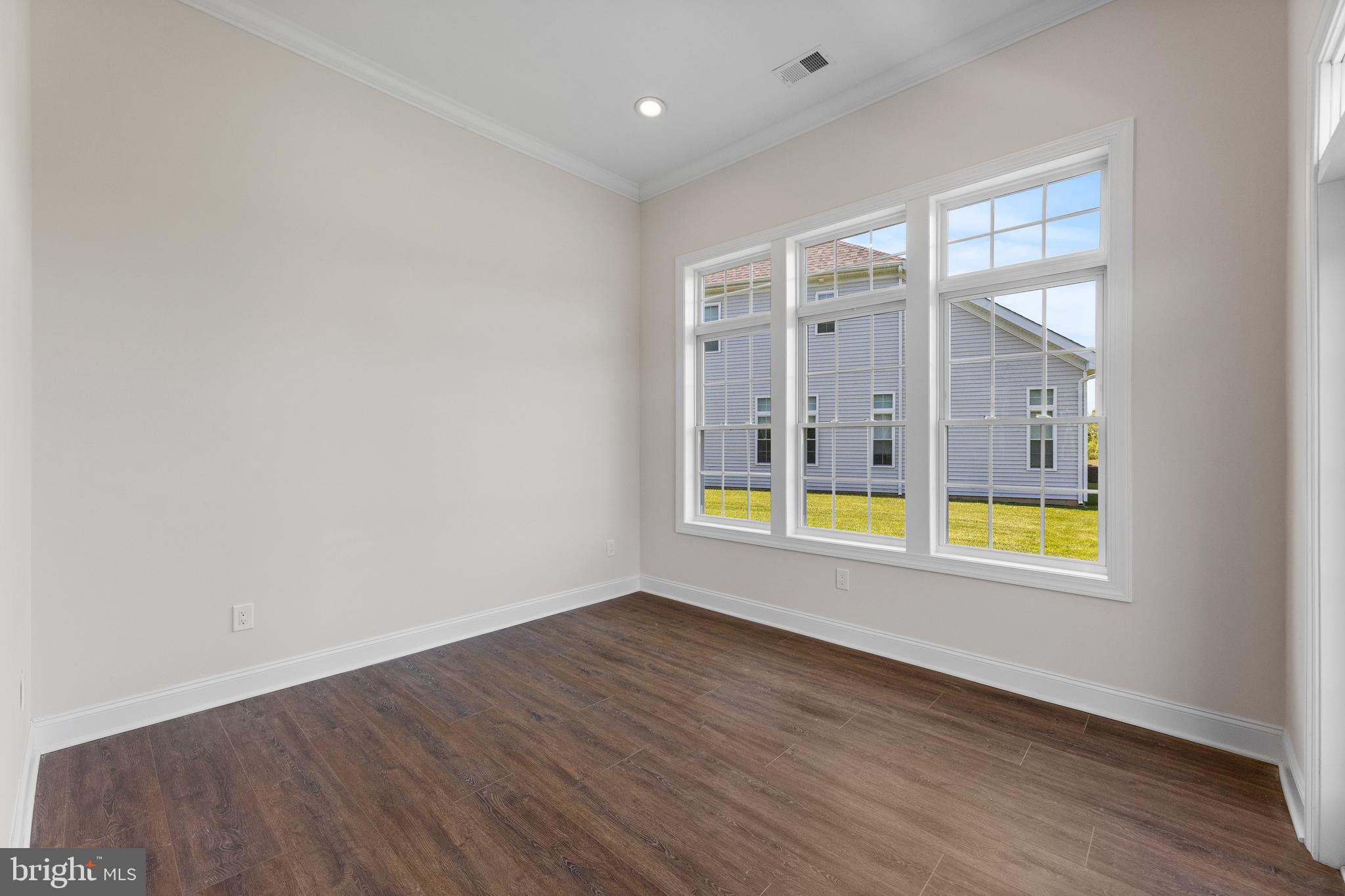 56 Samjan Cir #56