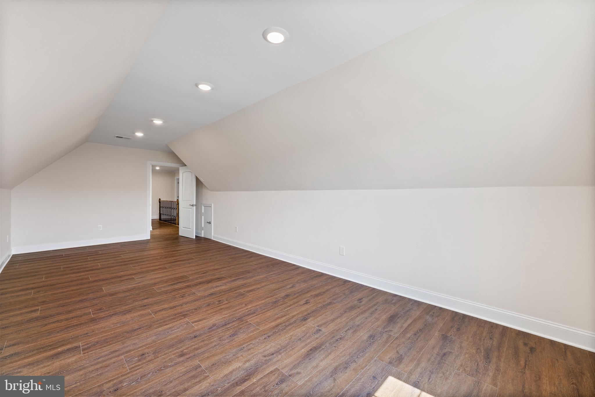 56 Samjan Cir #56