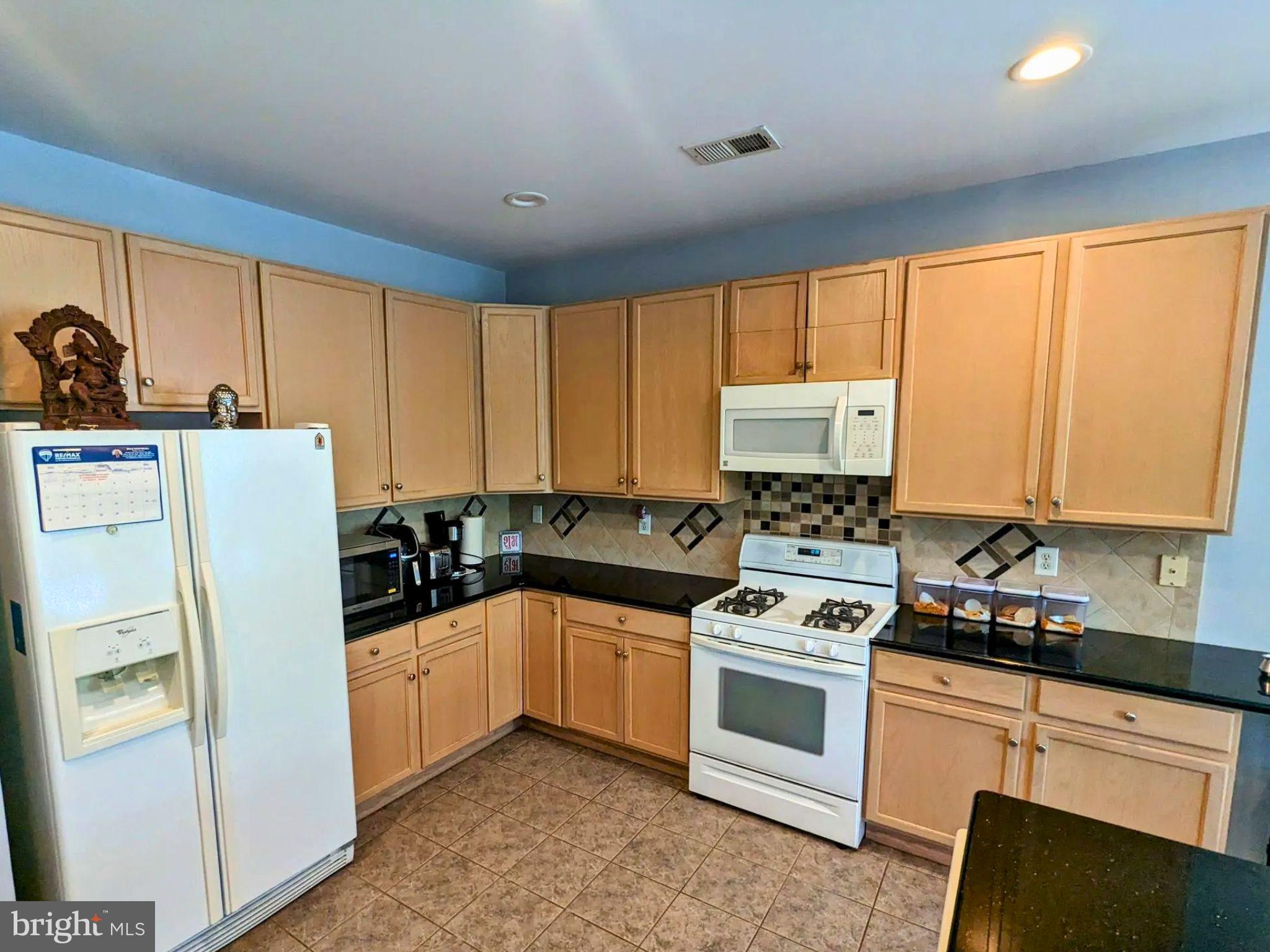 169 TUNICFLOWER LN