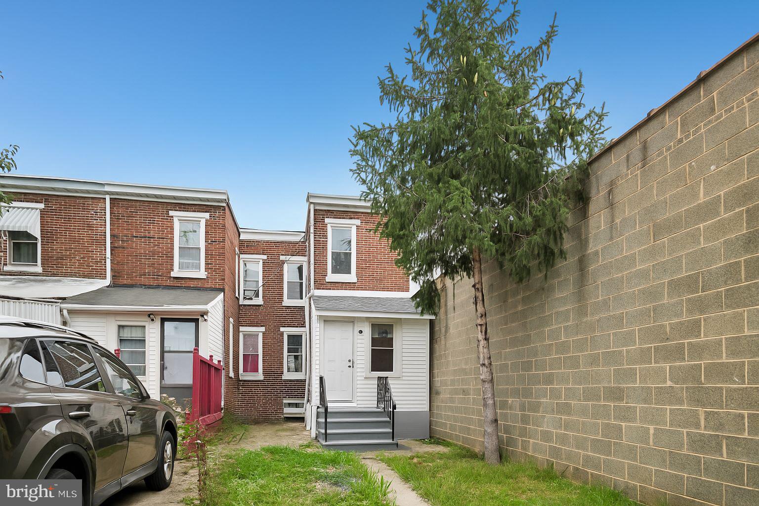 1447 S CLINTON AVENUE