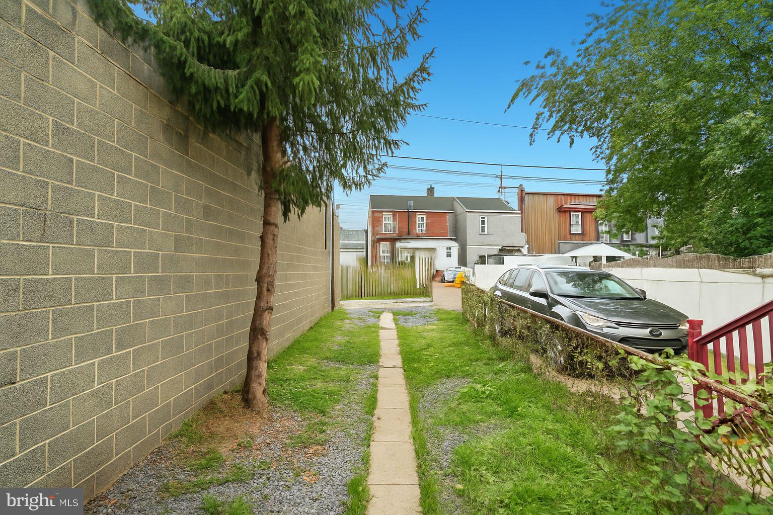 1447 S CLINTON AVENUE