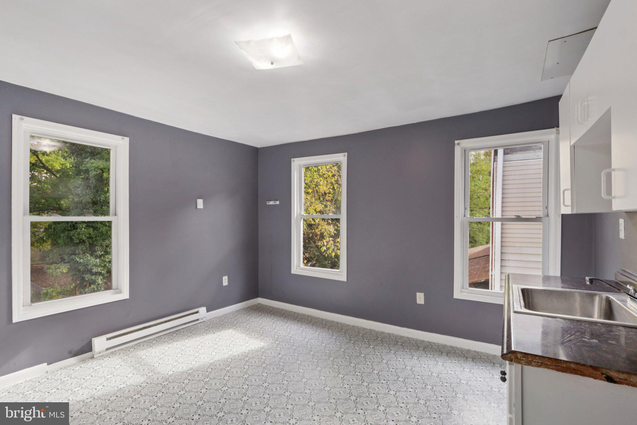 468 RUTHERFORD AVENUE