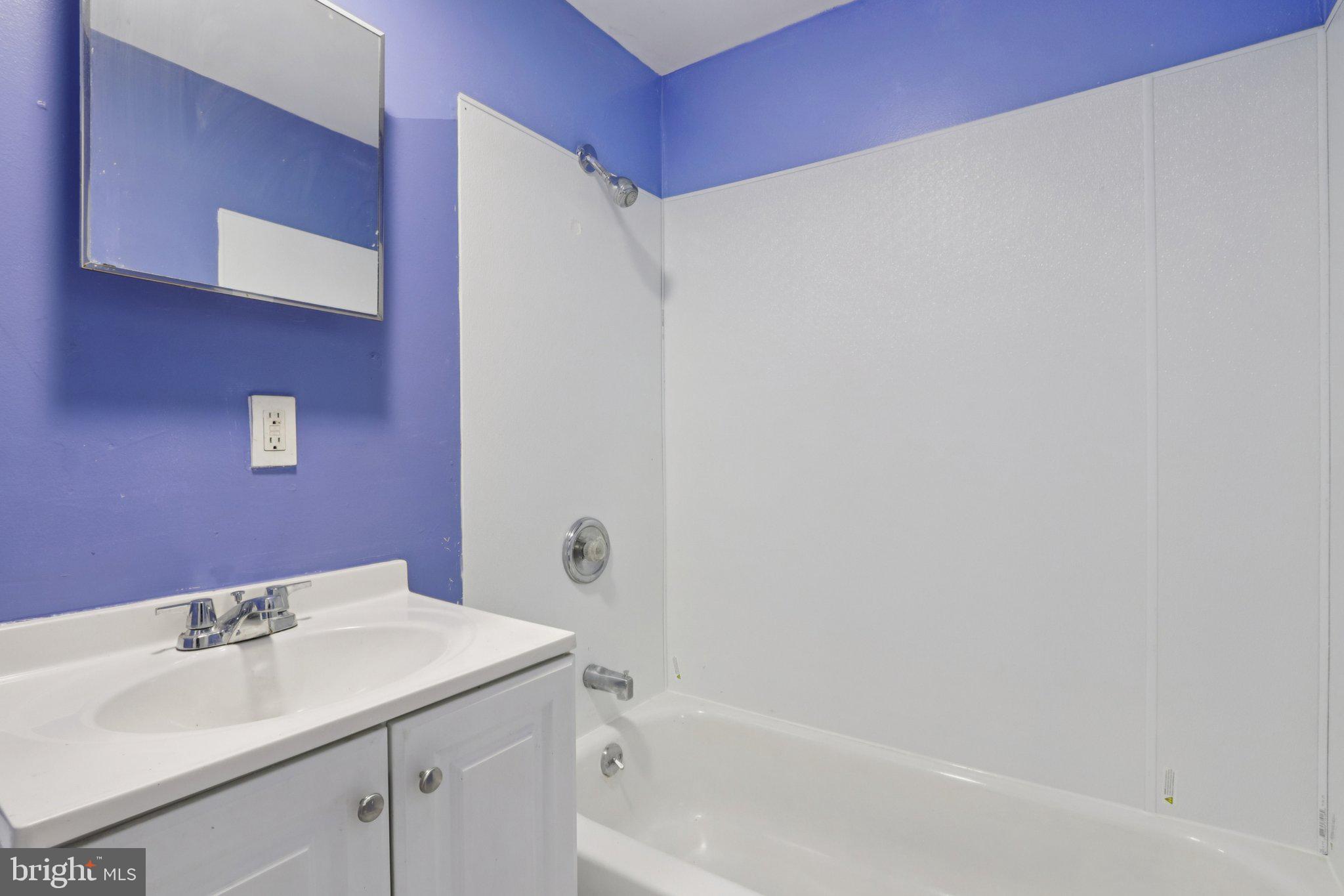 468 RUTHERFORD AVENUE