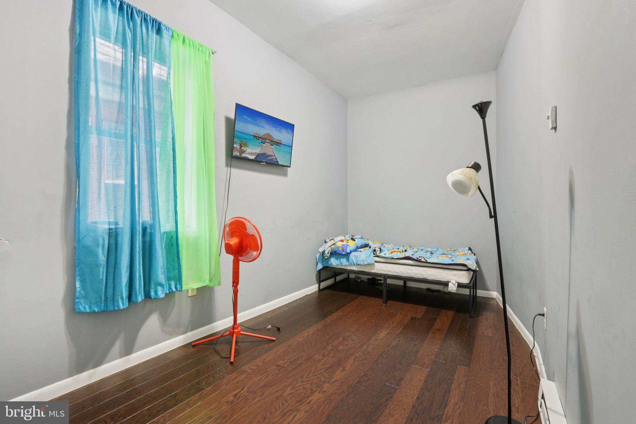 468 RUTHERFORD AVENUE