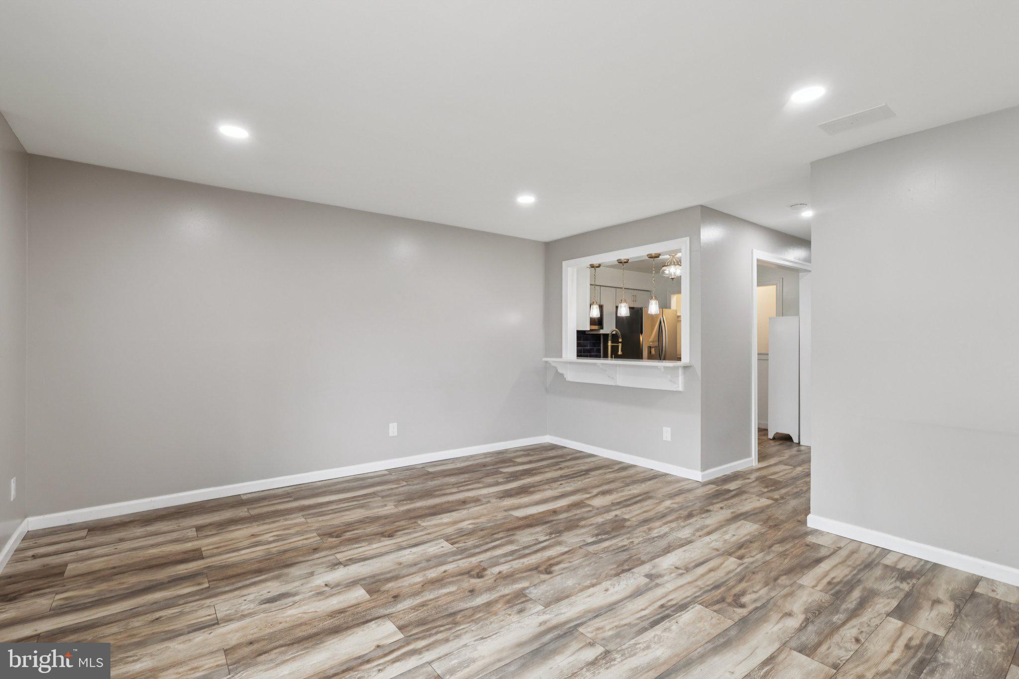 165 WYNDHAM PLACE