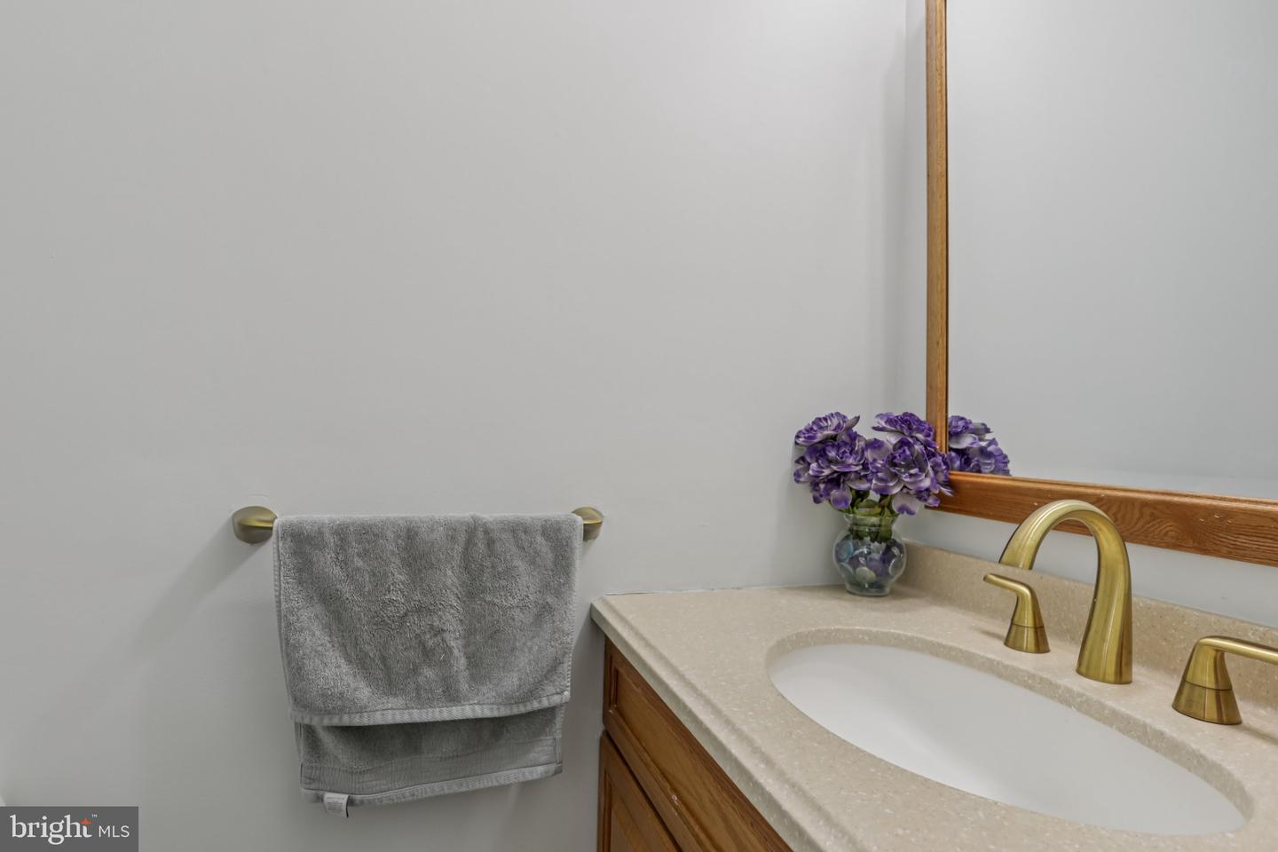 91 Pear Tree la