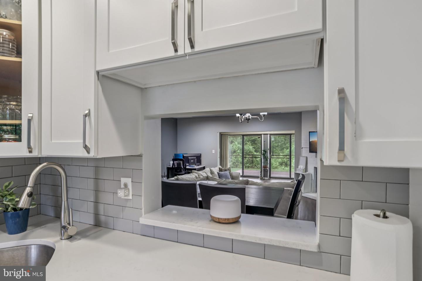 91 Pear Tree la