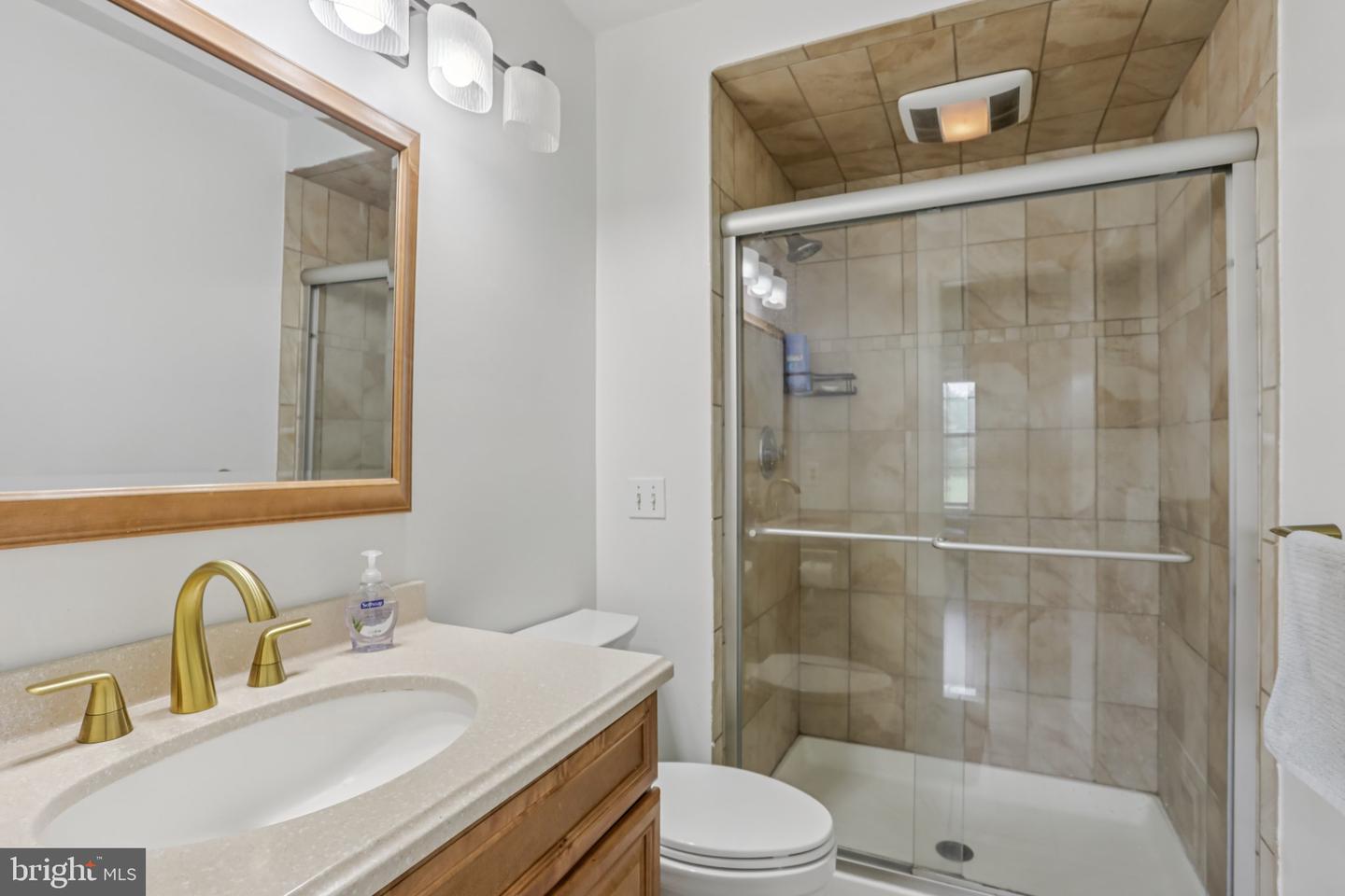 91 Pear Tree la