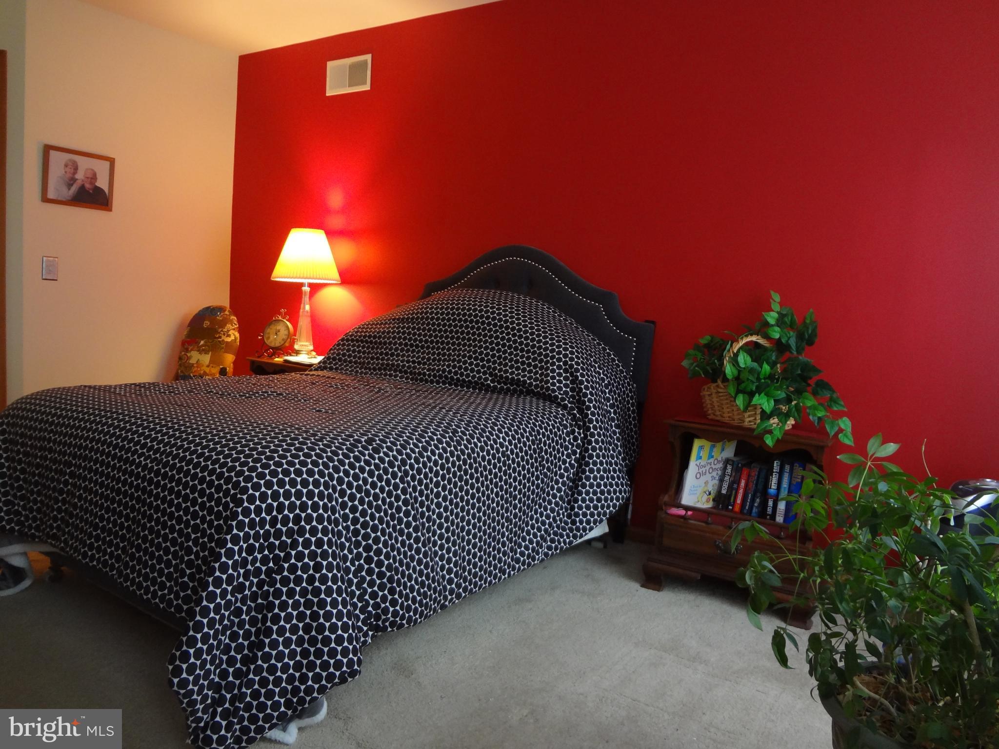 2637 Marquette Dr