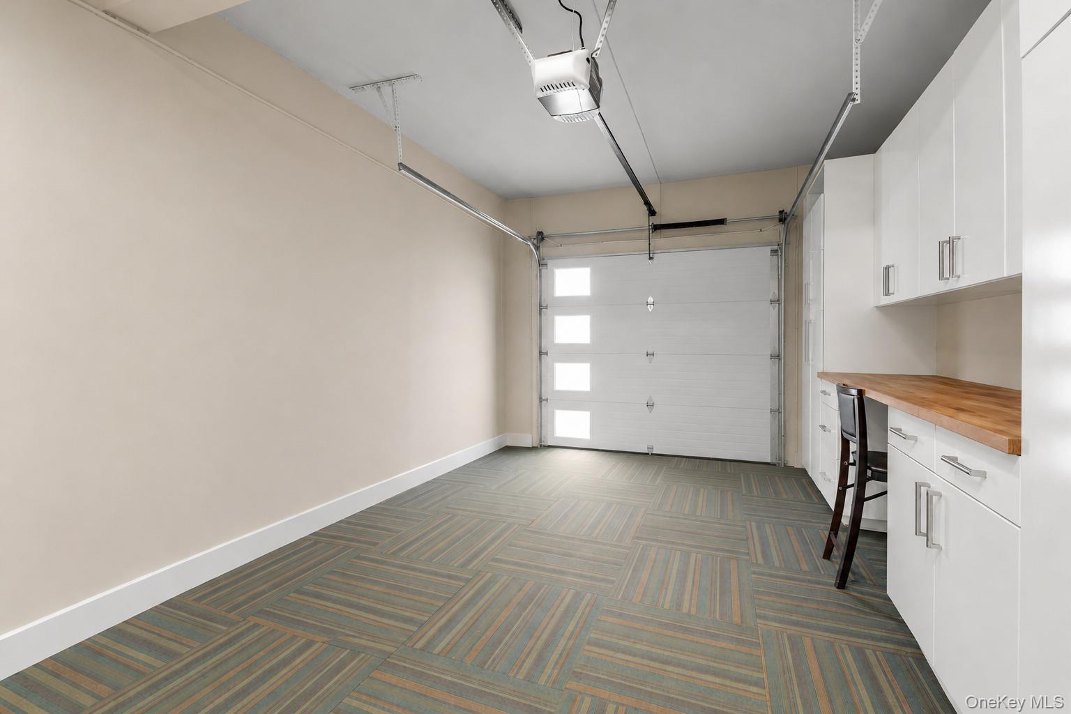 625 W Walnut Street