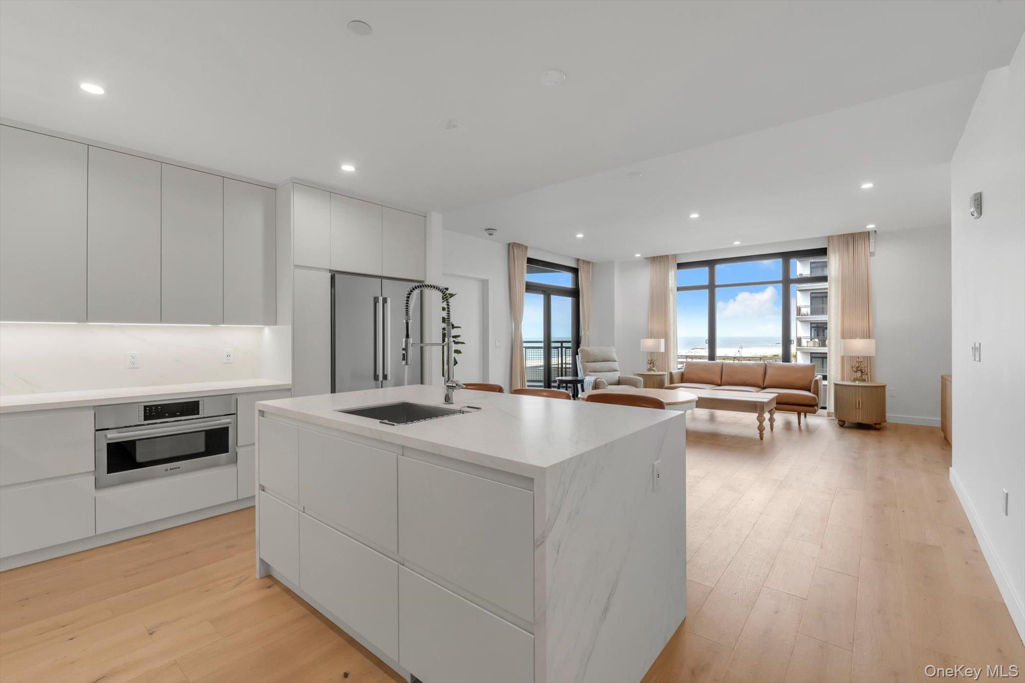 140 Boardwalk Unit: 503B
