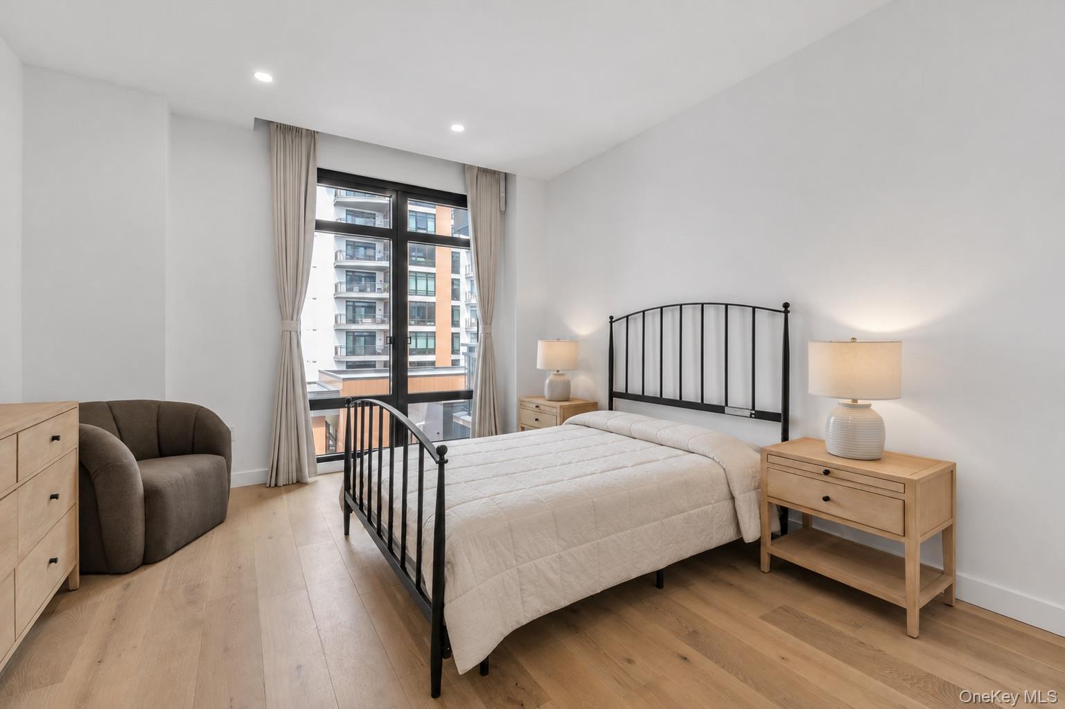 140 Boardwalk Unit: 503B