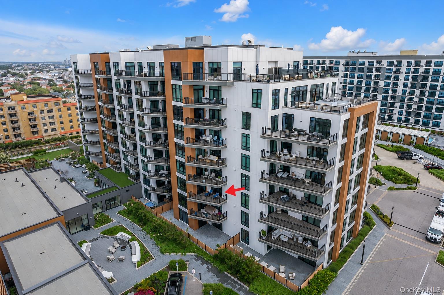 140 Boardwalk Unit: 503B
