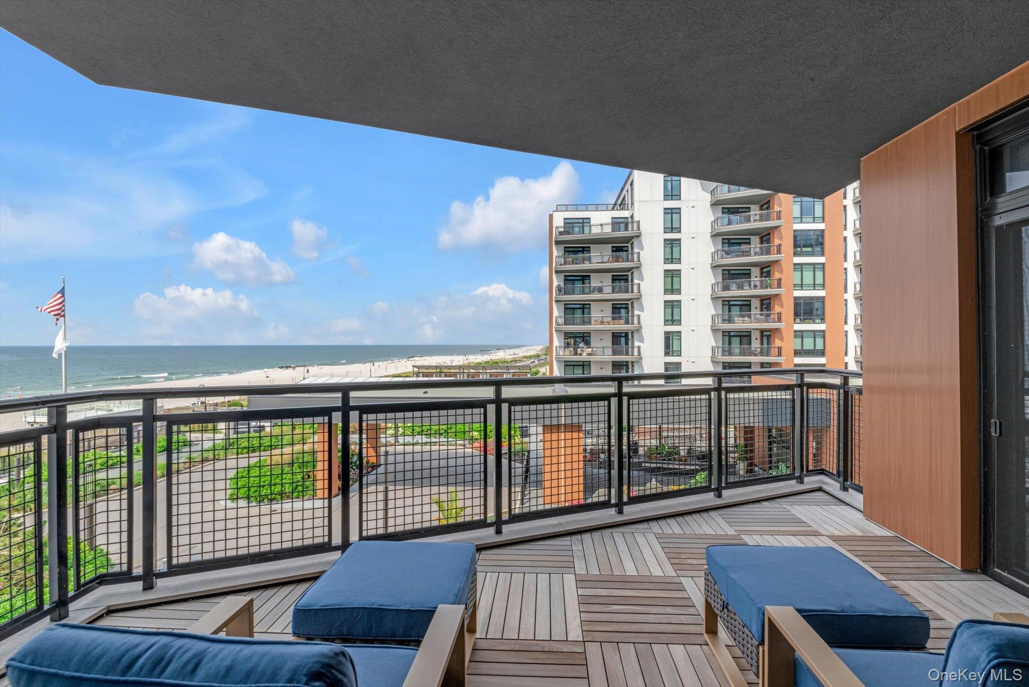 140 Boardwalk Unit: 503B