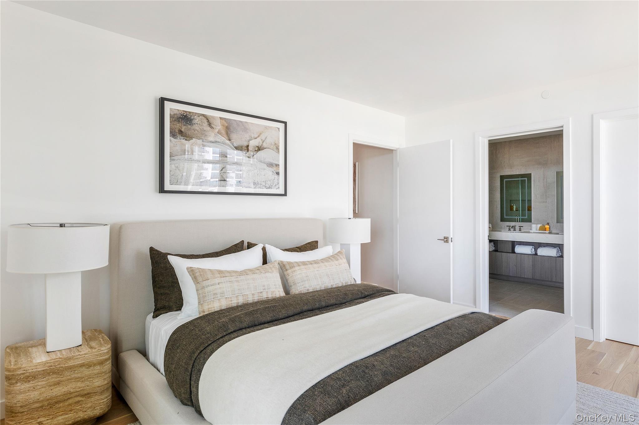100 Boardwalk Unit: 711 A