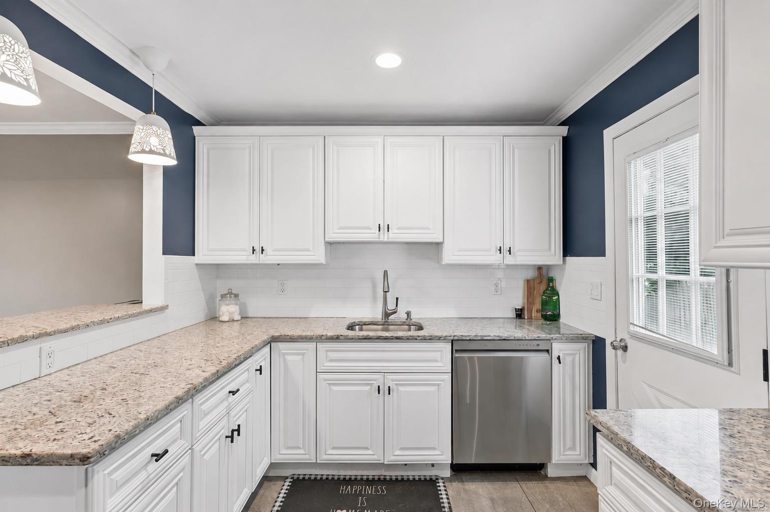 52 Larry Road S