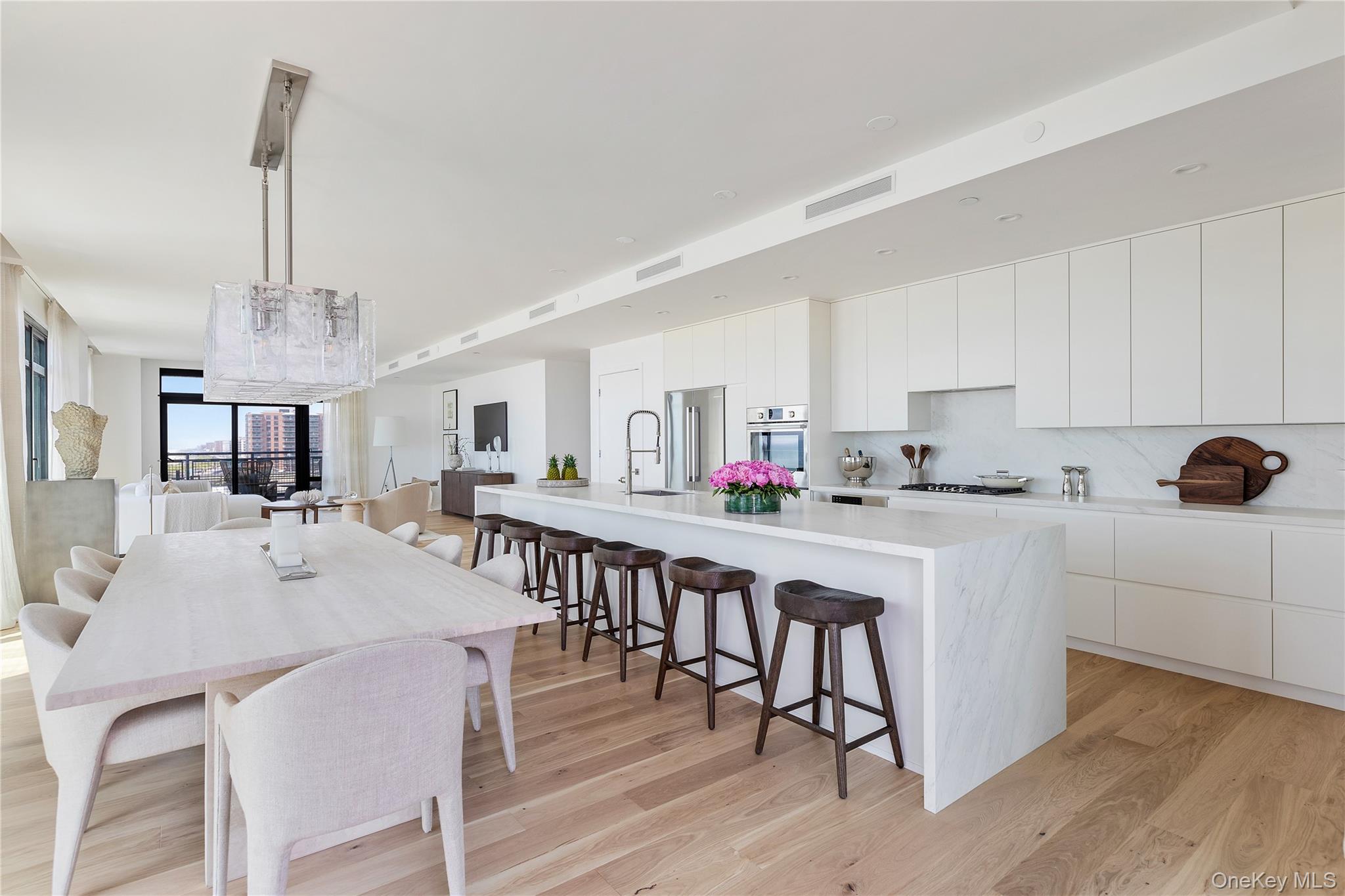100 Boardwalk Unit: 402 A