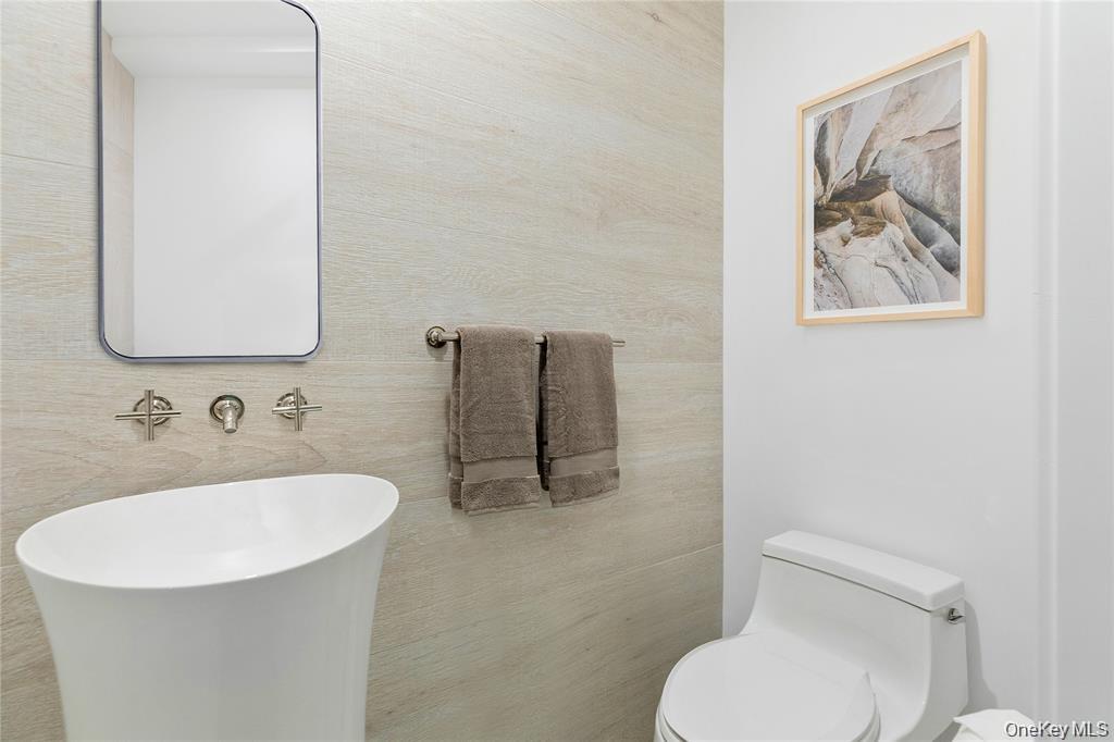 140 Boardwalk Unit: 409 B