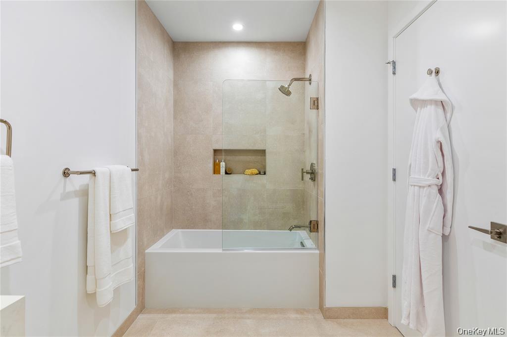 140 Boardwalk Unit: 409 B