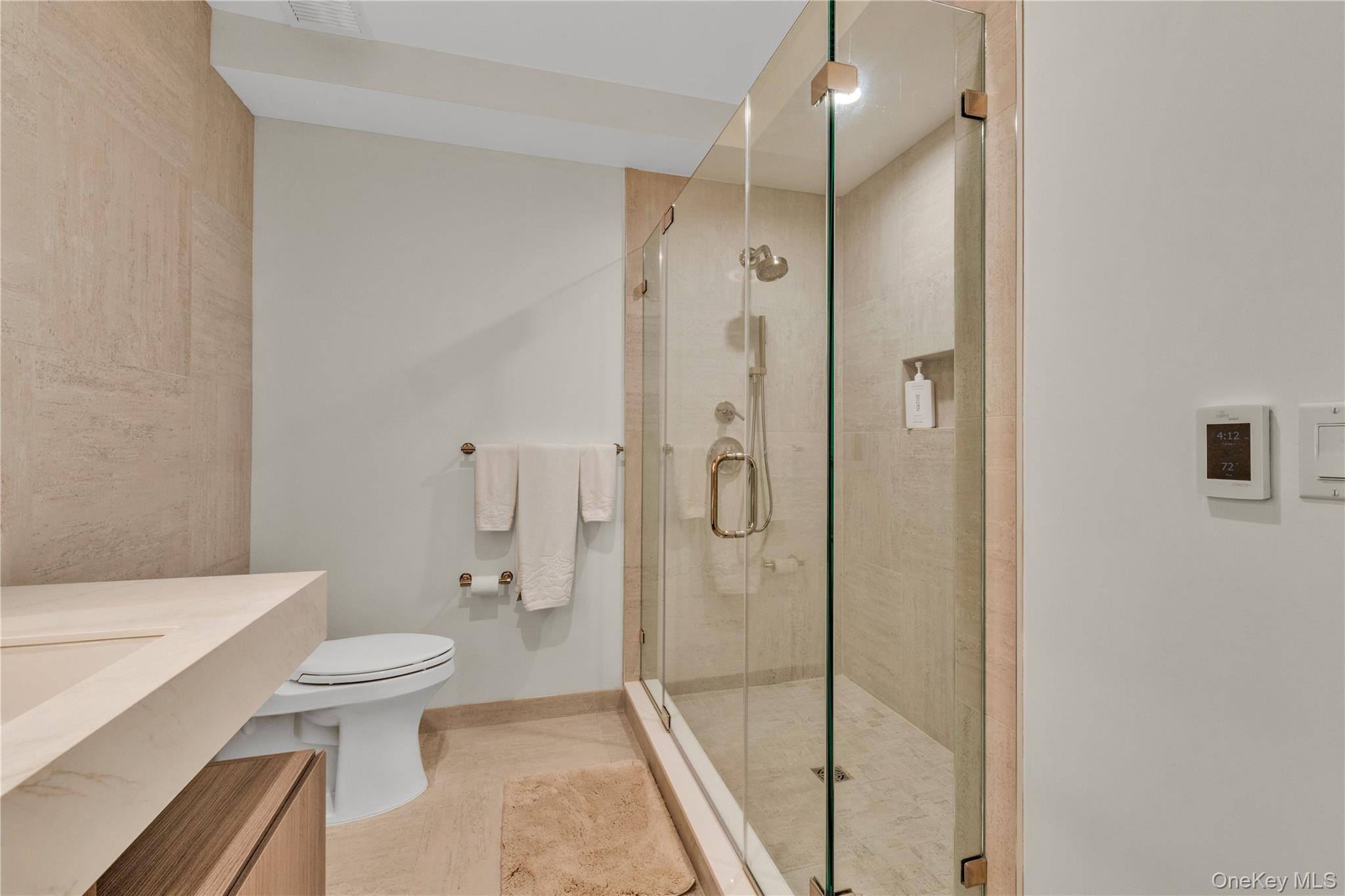 100 Boardwalk Unit: 904A