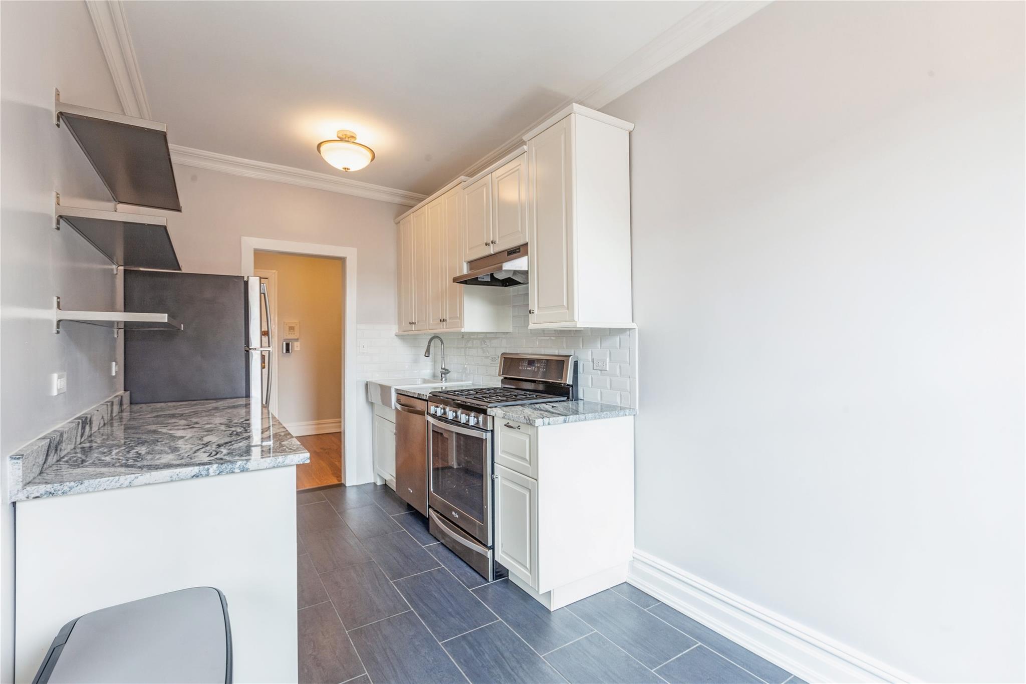 35-27 81st Street Unit: 5E