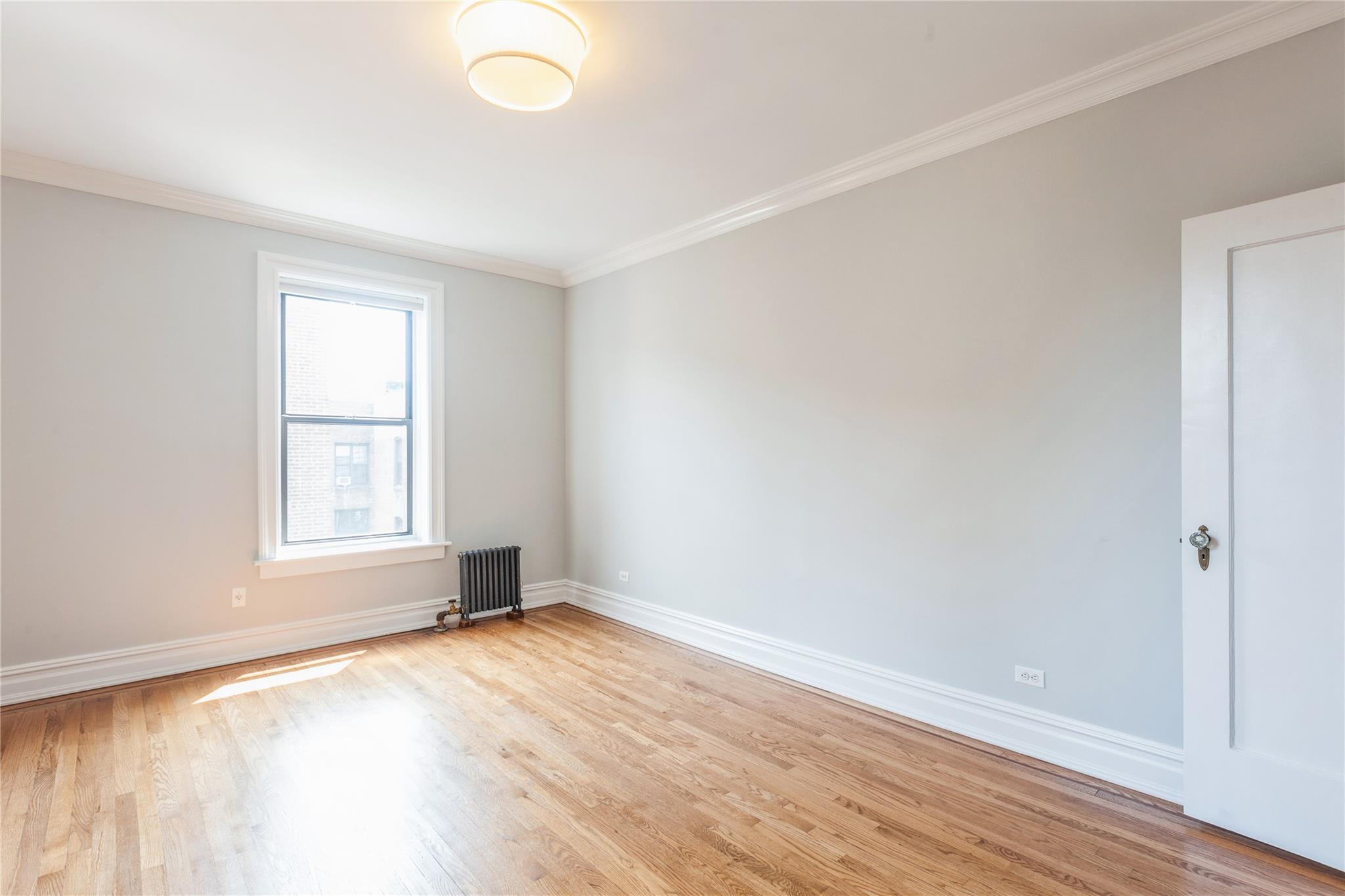 35-27 81st Street Unit: 5E