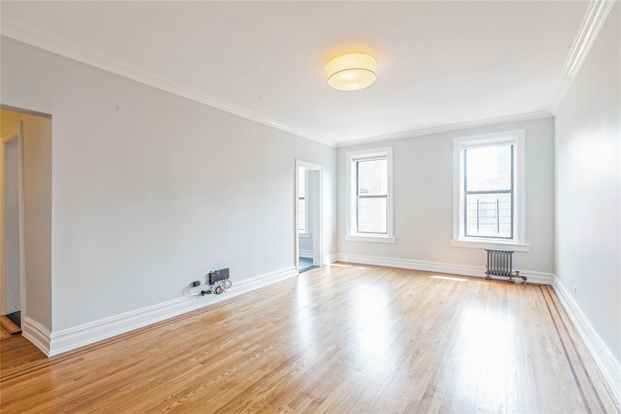 35-27 81st Street Unit: 5E