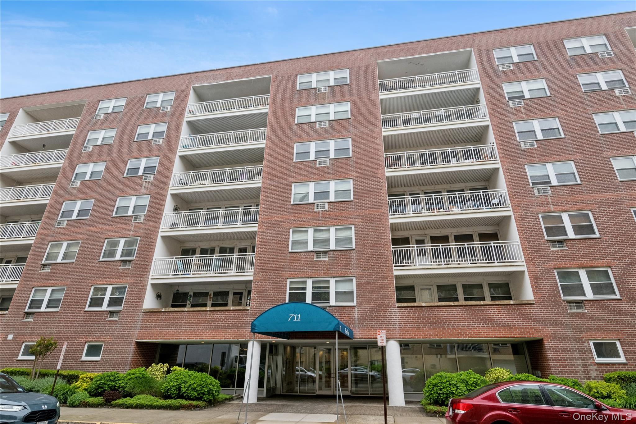 711 Shore Road Unit: 4F