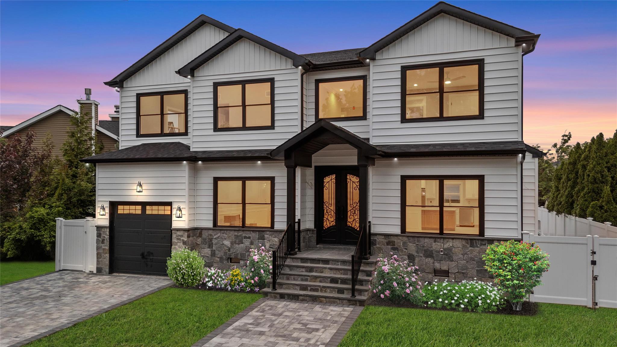 2935 Bayside Court