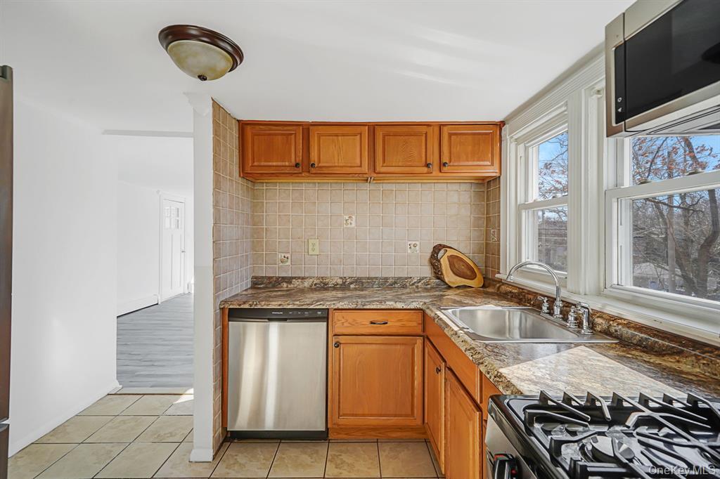 7 Yucca Road Unit: Upper