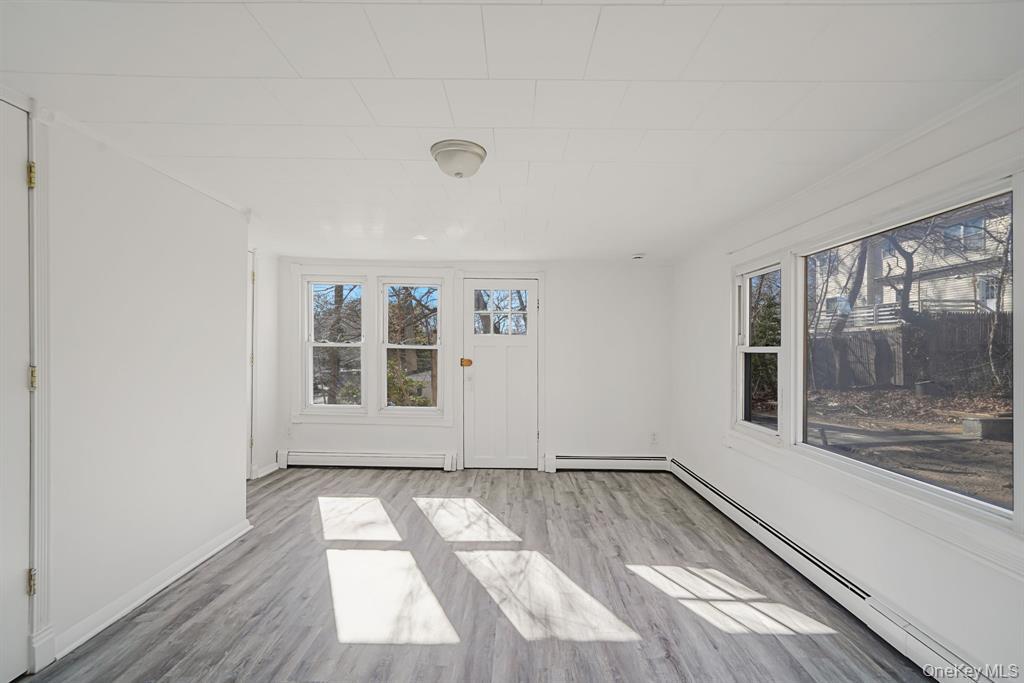 7 Yucca Road Unit: Upper