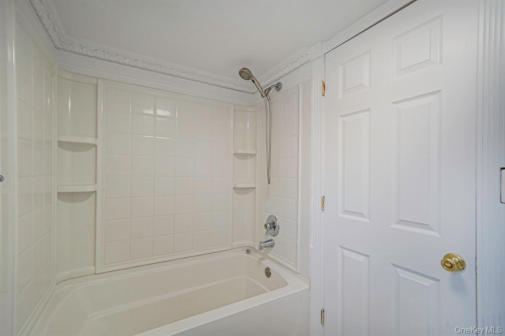 7 Yucca Road Unit: Upper