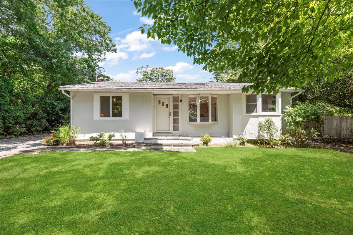 56 W Donellan Road