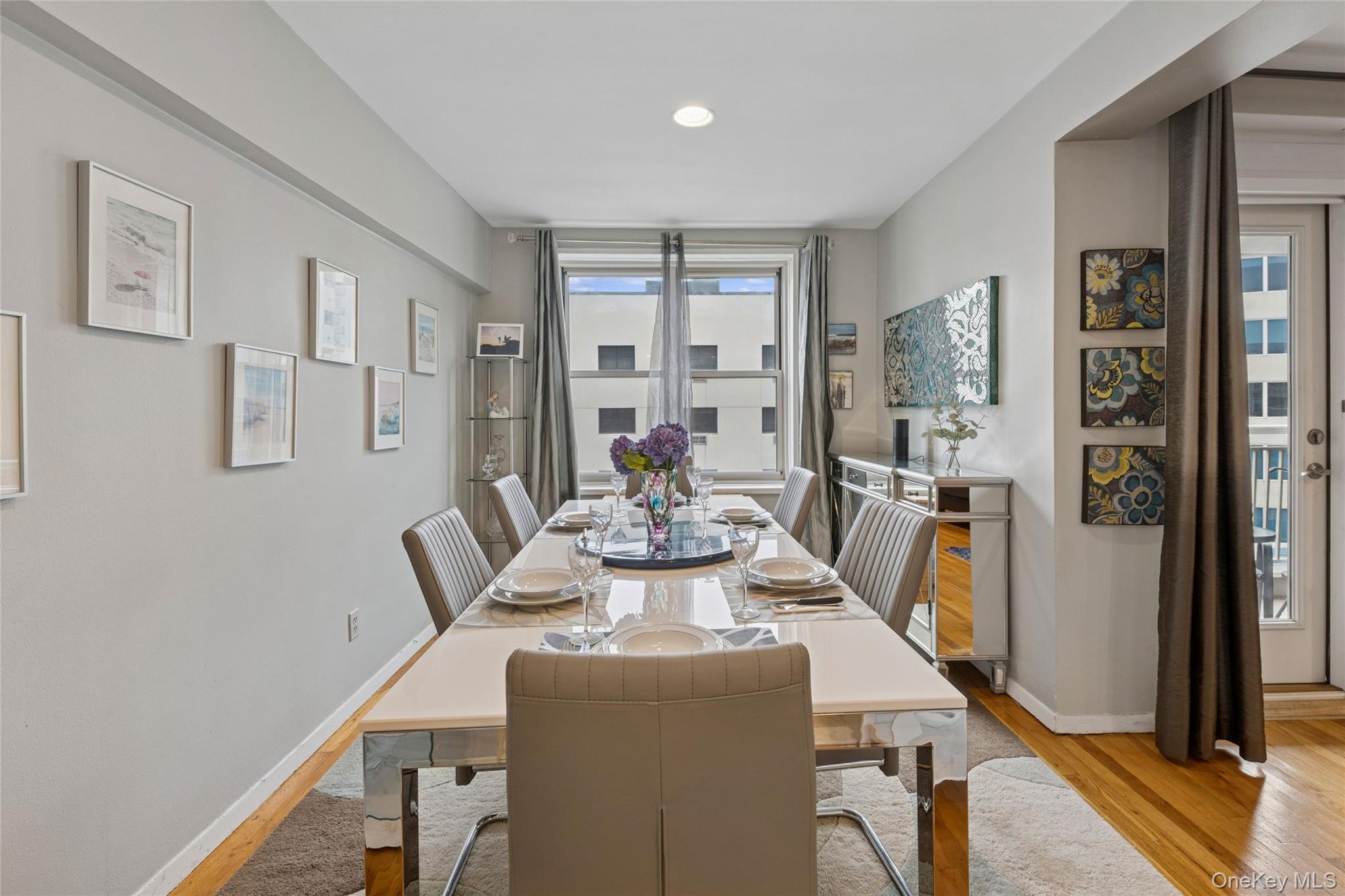 410 E Broadway Unit: 6V