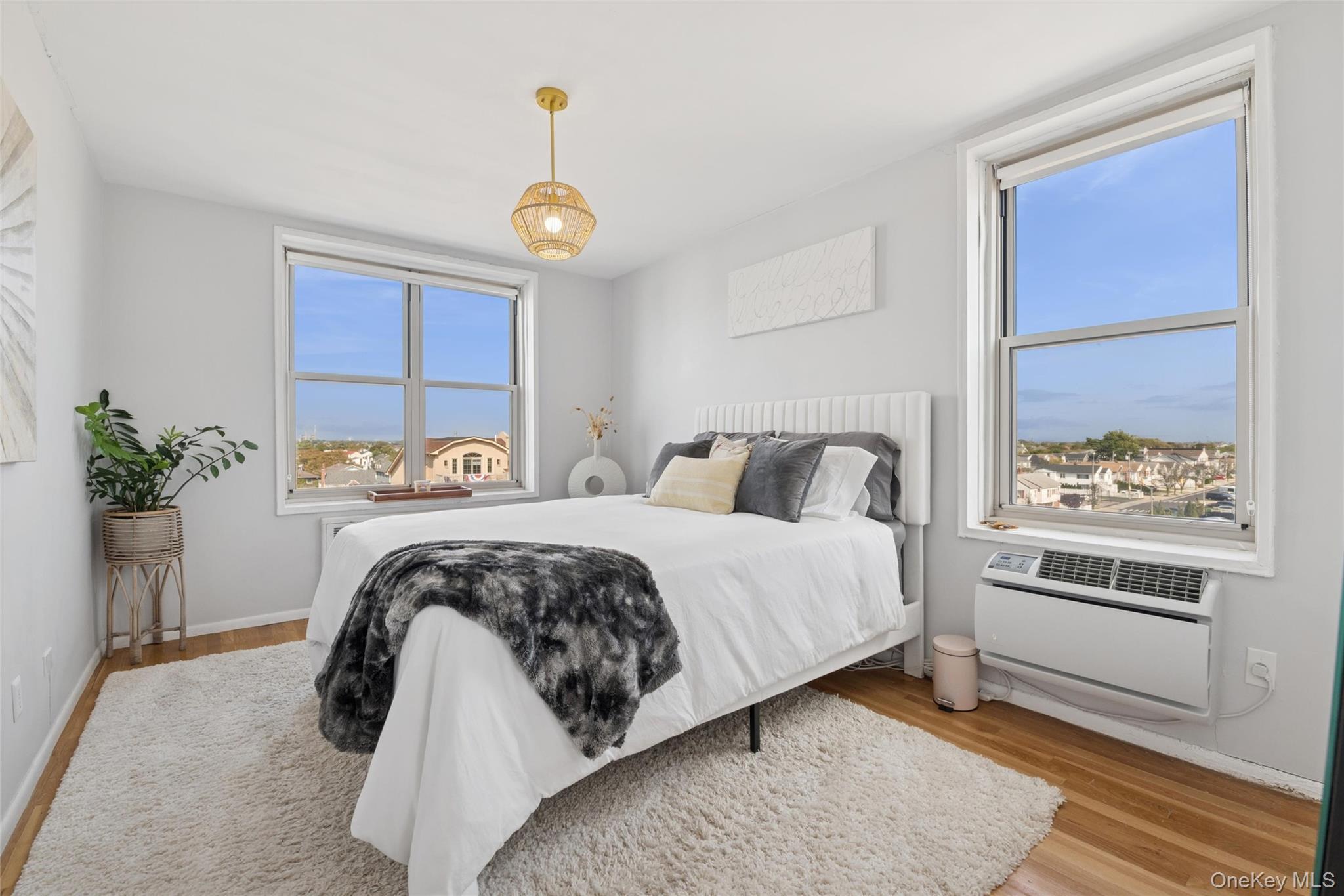410 E Broadway Unit: 5M