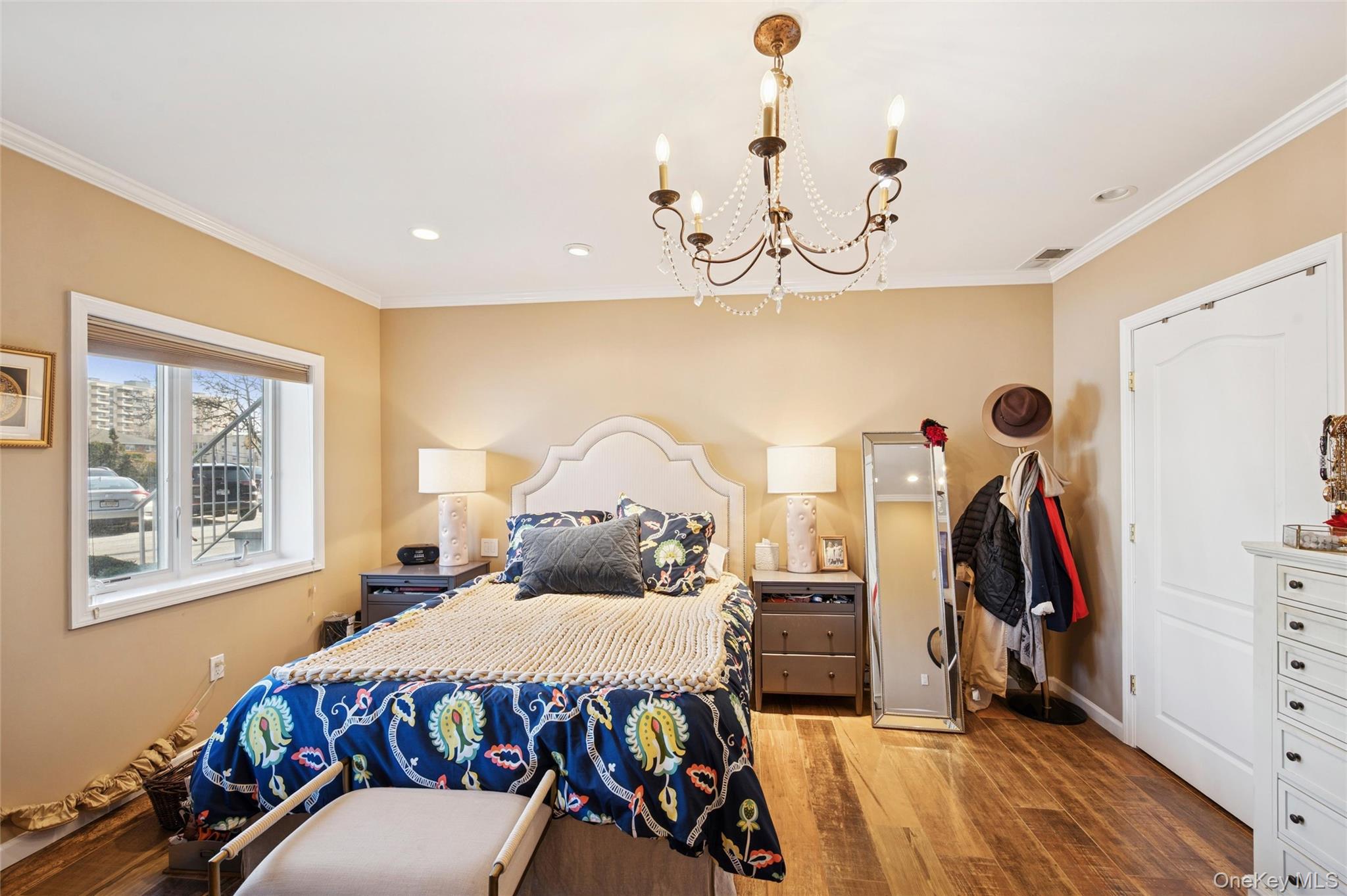 157 Monroe Boulevard