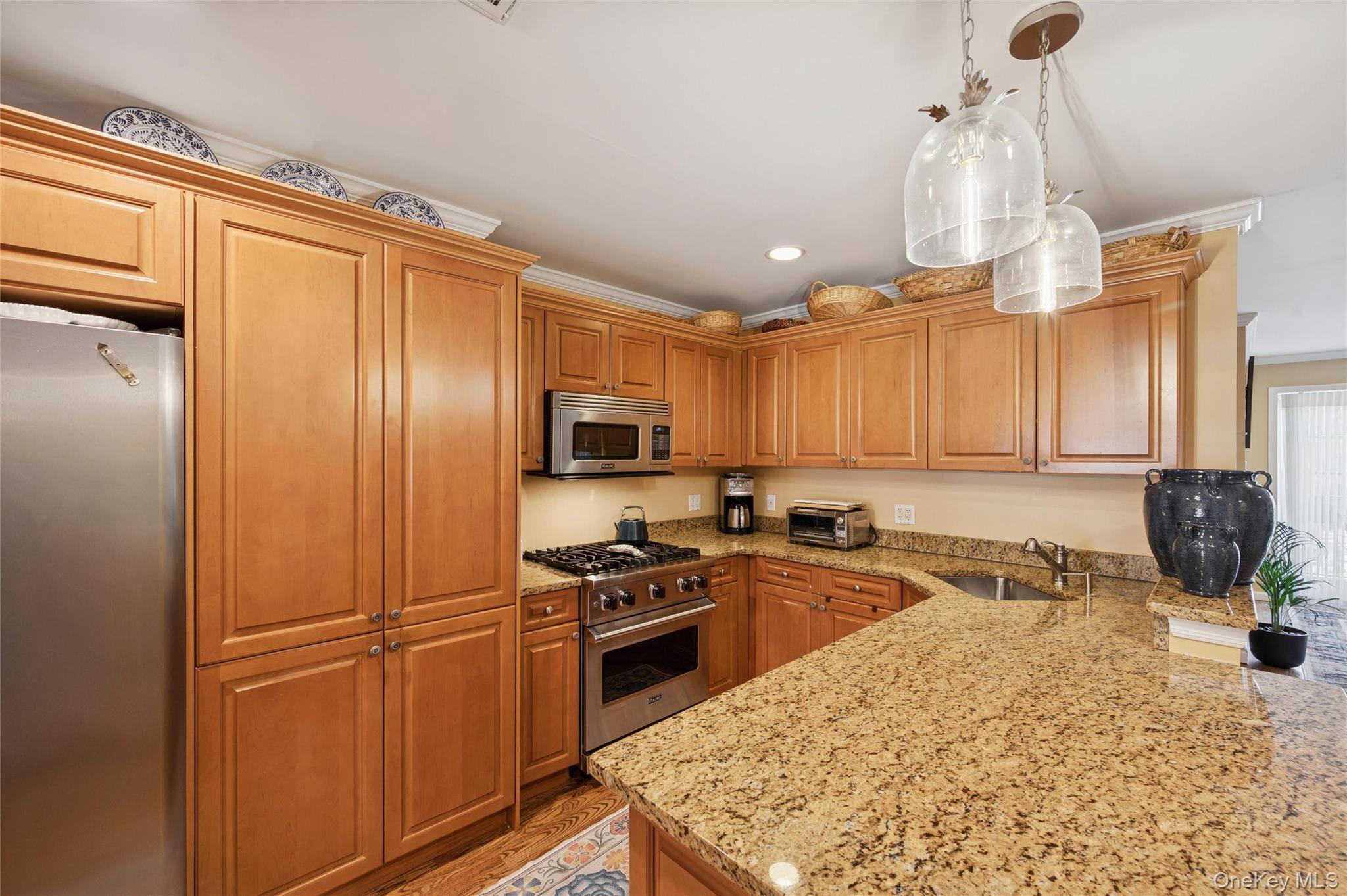 157 Monroe Boulevard