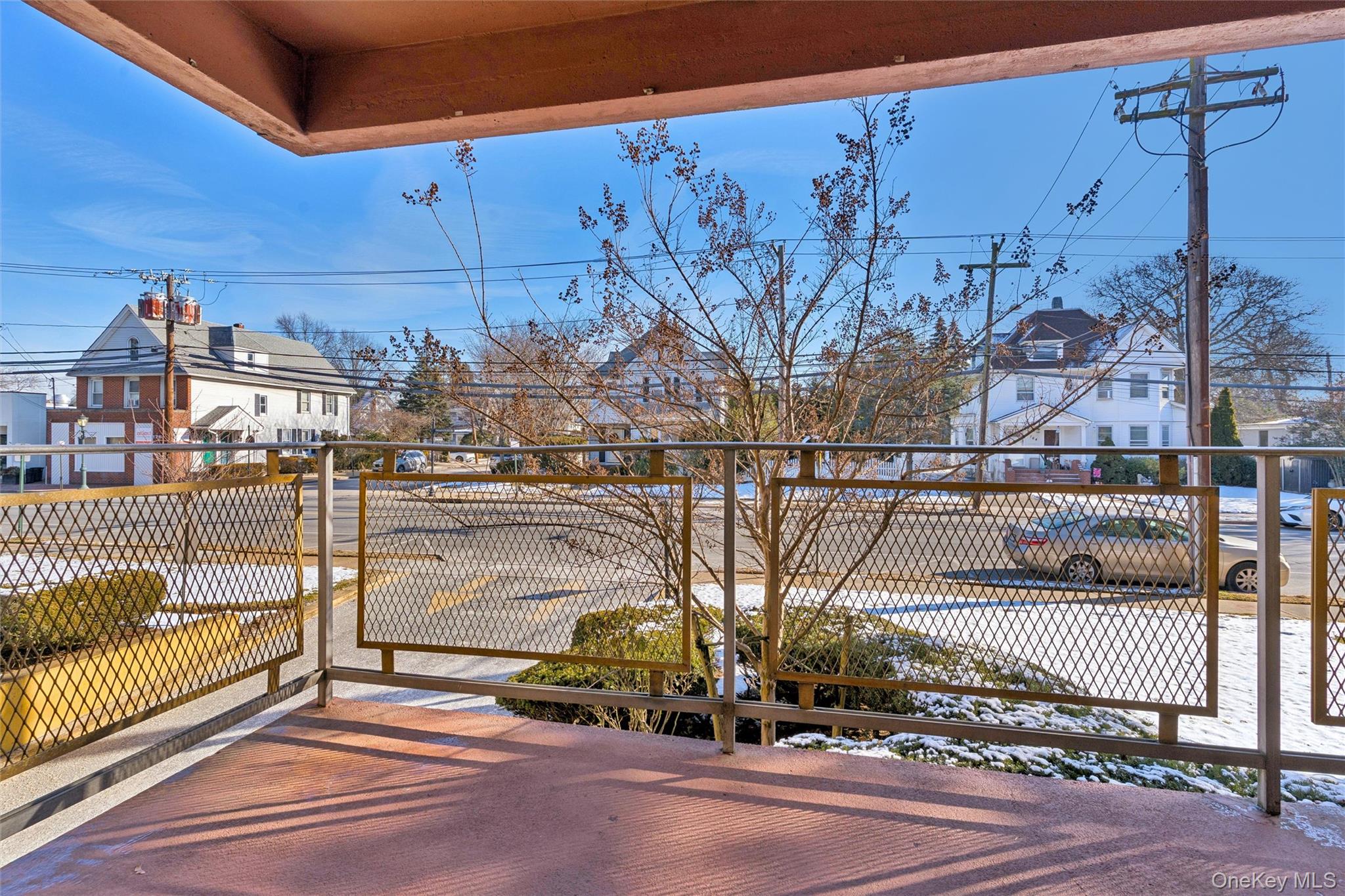 157 Hempstead Avenue Unit: B20