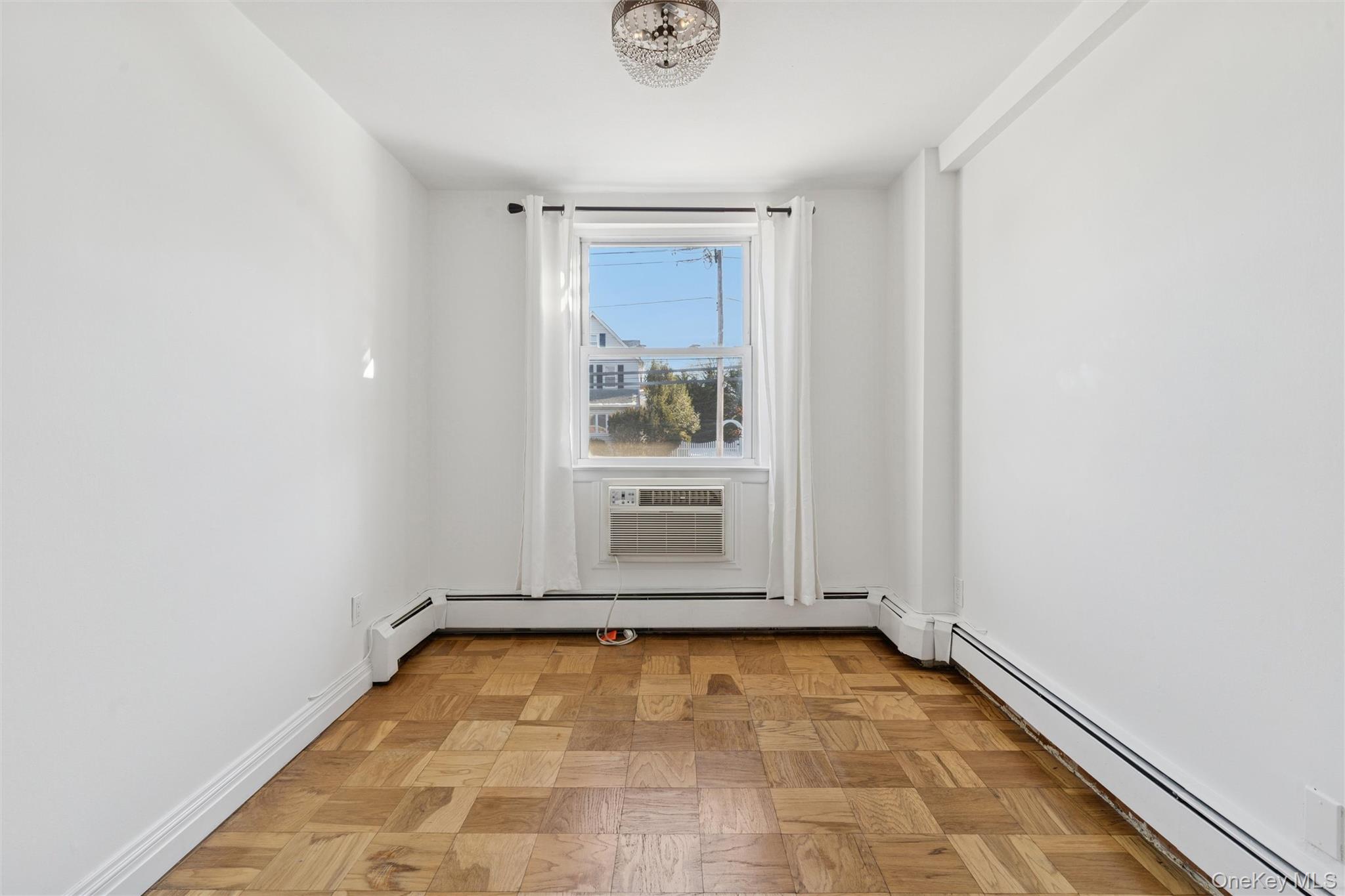 157 Hempstead Avenue Unit: B20